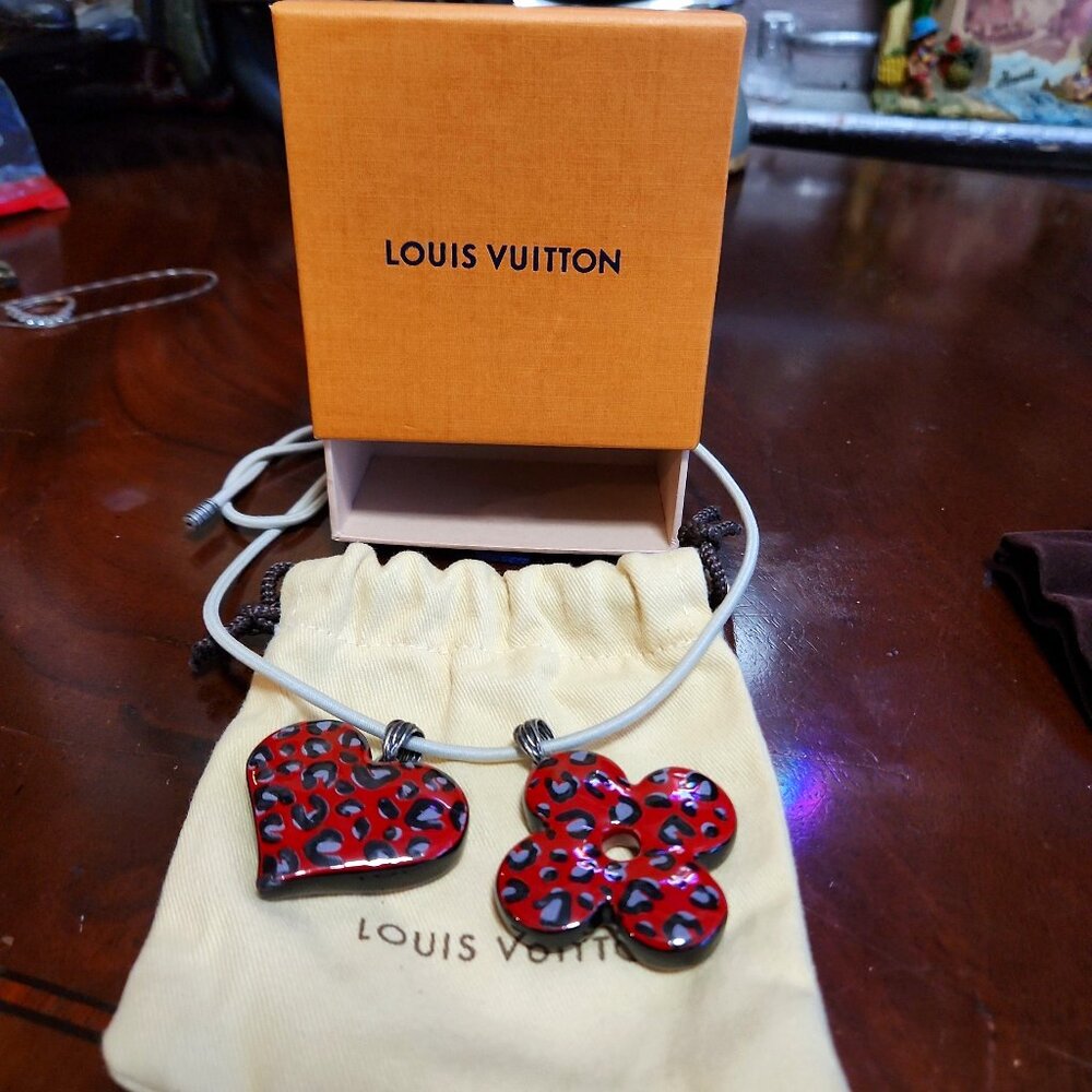 LOUIS VUITTON Stephen Sprouse Red/Back Spotted Stone Enamel Heart Flower Hairtie